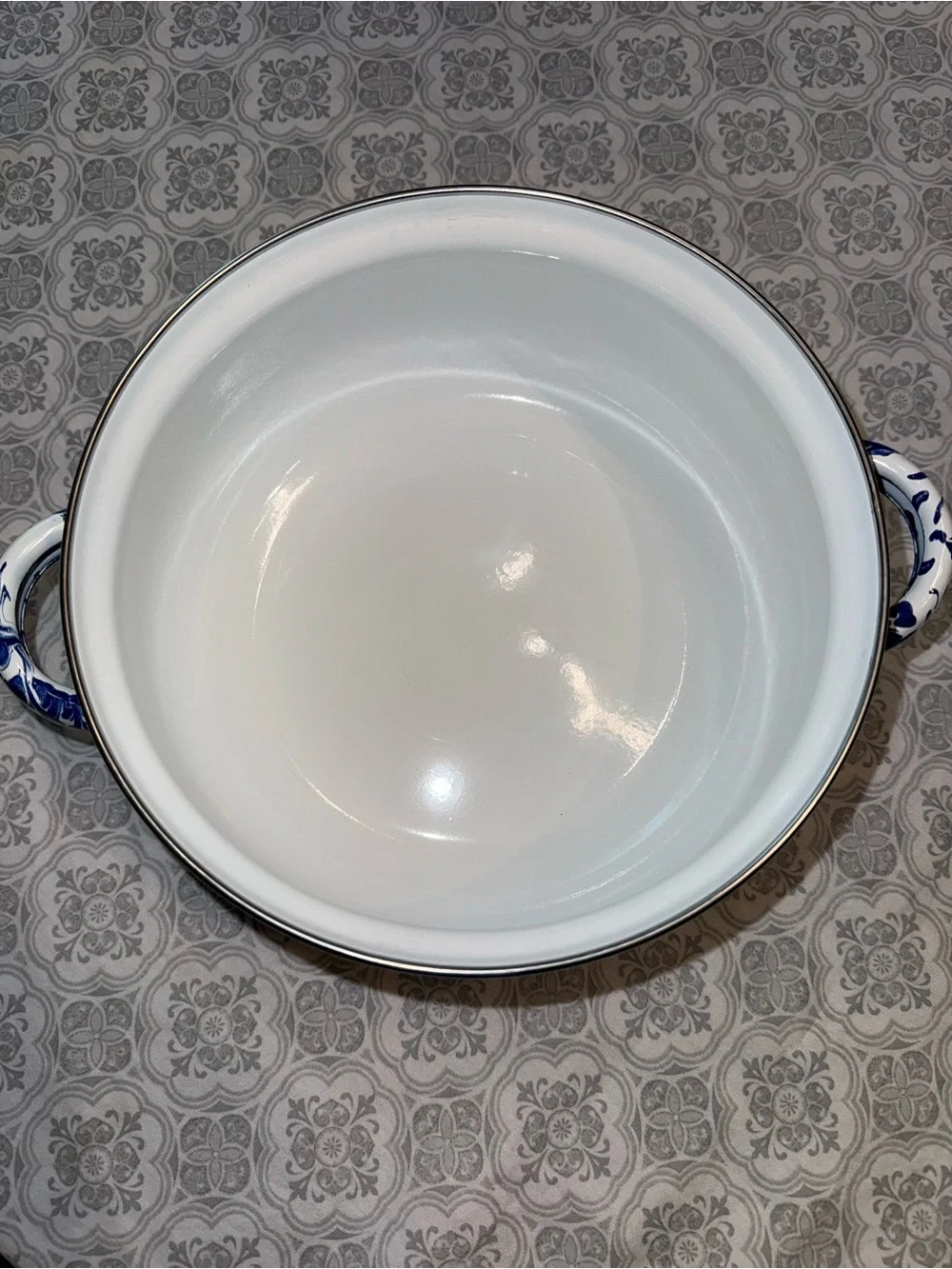 Golden Rabbit Enamelware Dutch Oven 2.5 qt Cobalt Blue & White Swirl